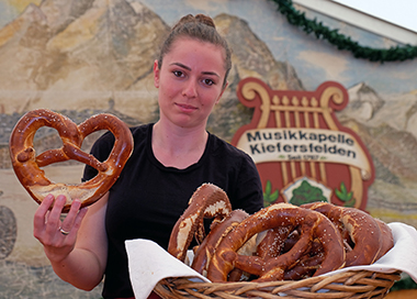 Brezn Bierzelt Kiefersfelden